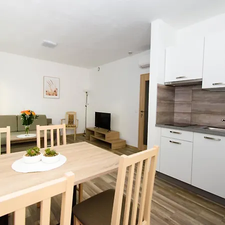 Hotel Solid Gold Garni