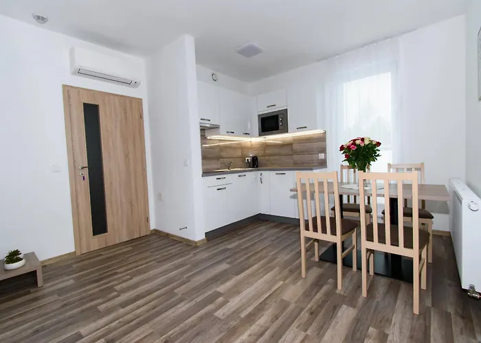 Solid Gold Garni Hotel 3*