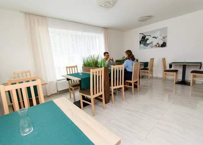 Solid Gold Garni 3* Malacky